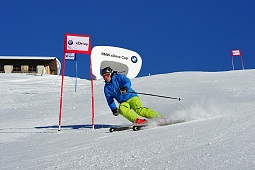 Los geht´s in die SkiWelt