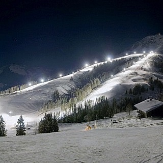 Largest night ski resort in Austria!