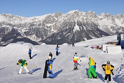 Snowboarder u. Skier Funpark in Ellmau