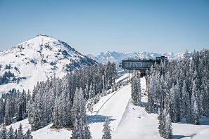 Riesen Aussichtsplattform Zinsberg im Winter_SkiWelt Brixen