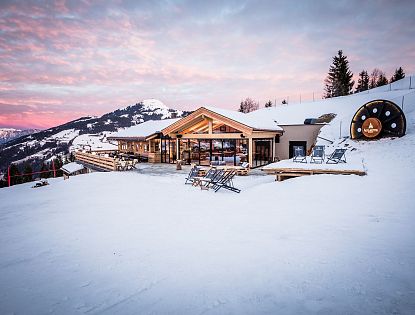 Alte Mittel Hütte in Westendorf_Winter