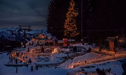 bergadvent-weihnachtsmarkt-mit-rundwanderweg-am-berg-hartkaiser-in-ellmau