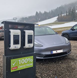 elektro-tankstellen-ladestationen-skiwelt-westendorf-parkplatz-alpenrosenbahn-talstation-6-8