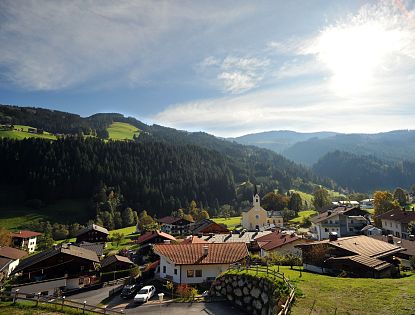 kelchsau-im-brixental-ortszentrum-im-sommer-1-5