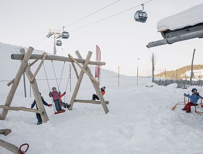 Kinder Geburtstag mit Thema Hexe im Winter Hexenwasser SkiWelt Söll