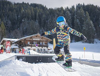 Mini Playground Funpark für Anfänger Freestyler_SkiWelt Westendorf