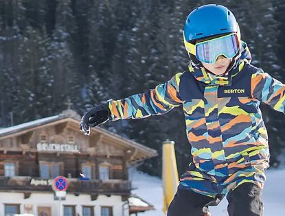 mini-playground-funpark-fuer-anfaenger-freestyler-skiwelt-westendorf-4-88