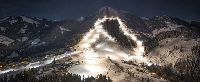 Night skiing in the SkiWelt area Information and overview