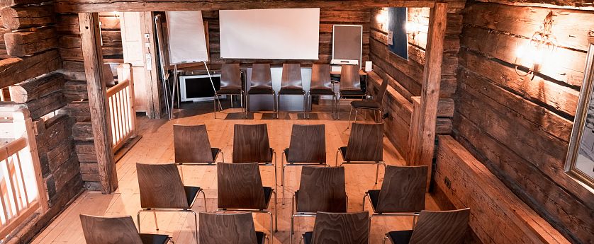 Almhütte mit Räumlichkeiten für Seminare.