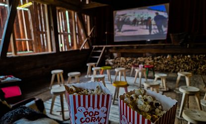 skikino-in-hexerei-altem-bauernhaus-in-der-skiwelt-soell-5-17