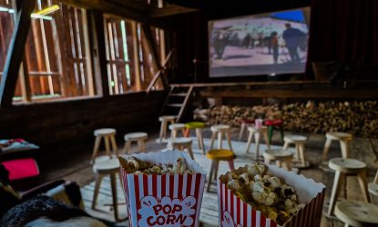 skikino-in-hexerei-altem-bauernhaus-in-der-skiwelt-soell-5-5