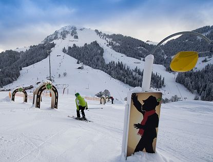 Hindernisparcour in der SkiWelt WIlder Kaiser.