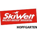 Rotes Winter Skigebiet Logo SkiWelt Wilder Kaiser Brixental mit Ortsangabe Bergbahn Hopfgarten