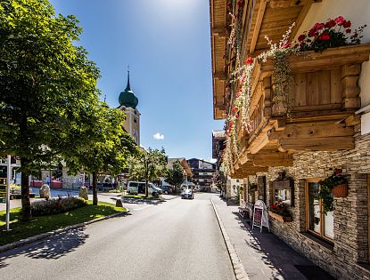 westendorf-im-brixental-ortszentrum-im-sommer-1-15
