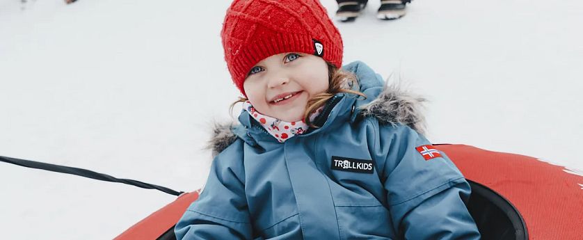 winter-wunderland-fuer-kinder-mit-hexen-skiwelt-soell-rutsch-reifen-cnick-berger-21-3