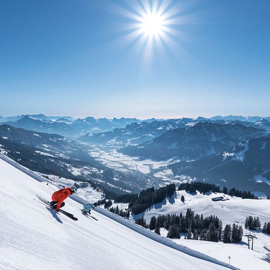 Perfekte Abfahrt bei Sonnenschein.