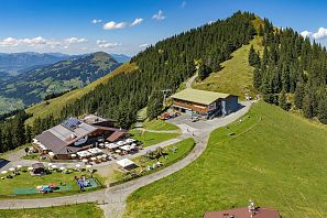 alpinolino_Panoramic picture mountain station Alpenrose Talkaser